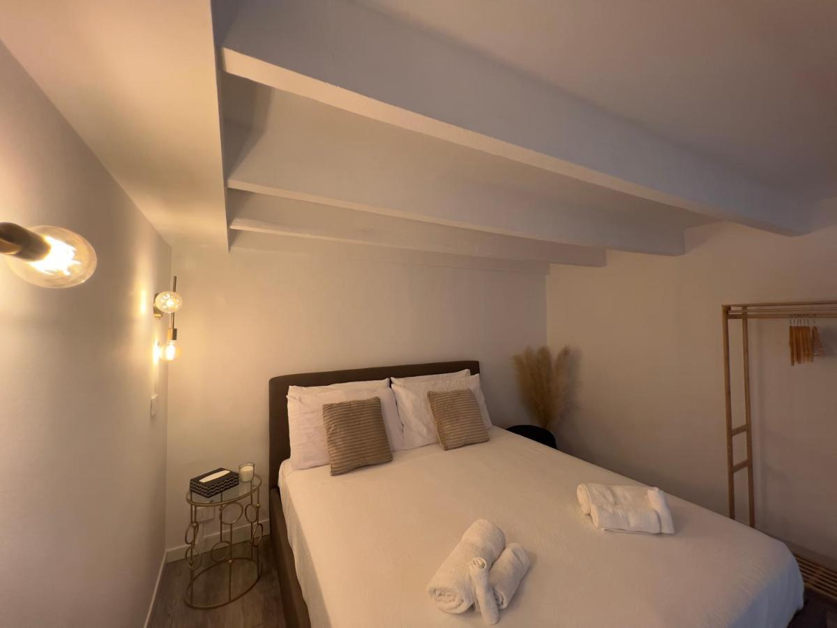 Apartamento Regina Milano In Porta Romana 3 - Sky Tv, Wifi & Breakfast Box Exterior foto
