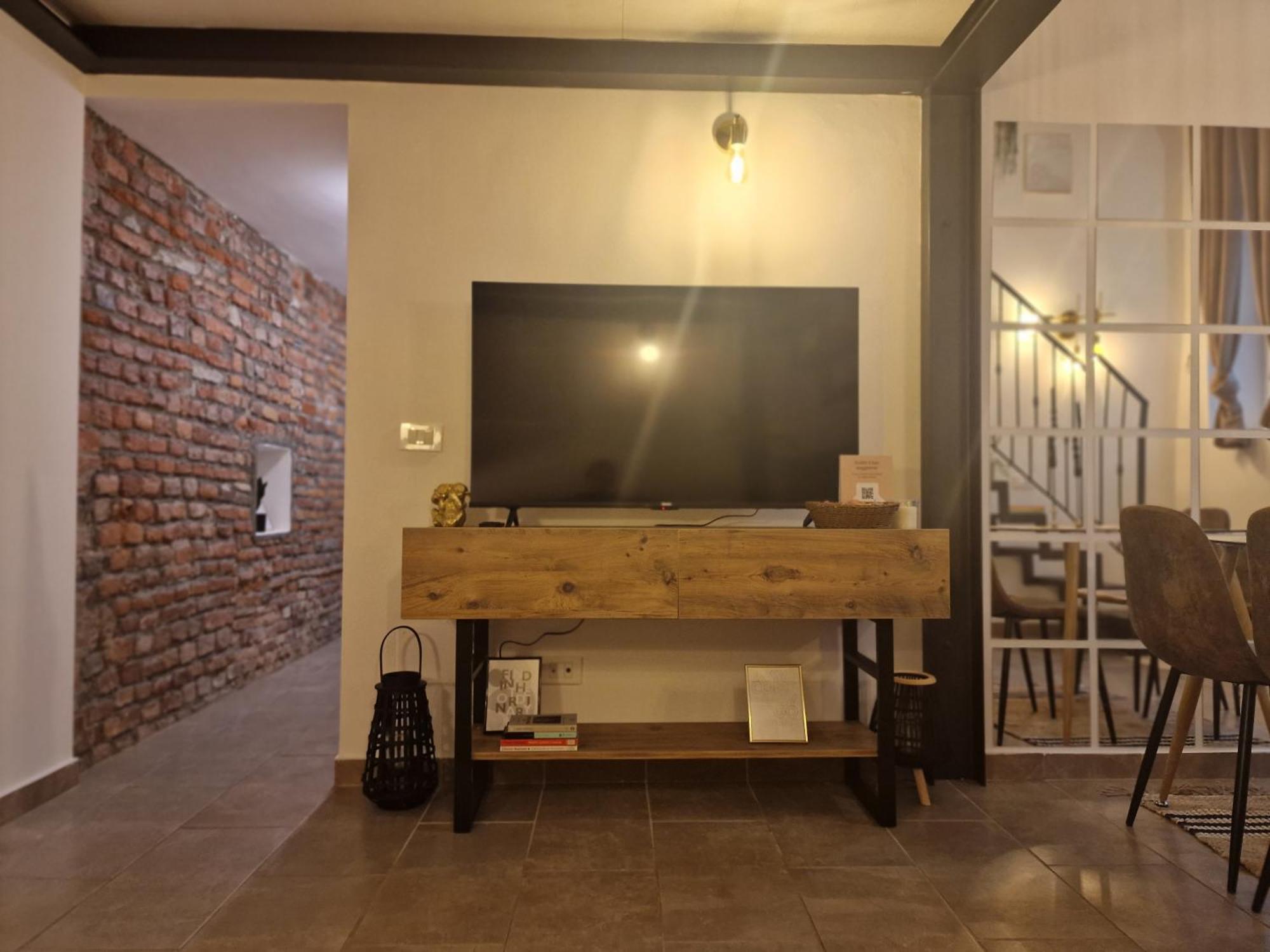 Apartamento Regina Milano In Porta Romana 3 - Sky Tv, Wifi & Breakfast Box Exterior foto